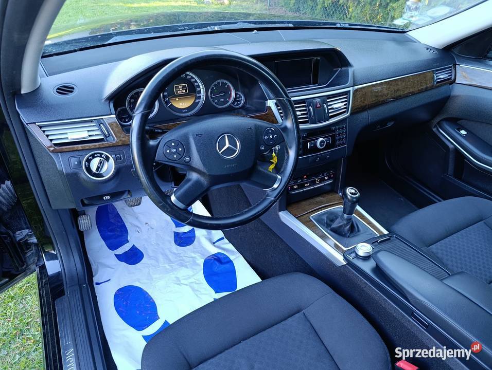 Mercedes W212 E klasa z 2012r Sedan 2 kluczyki