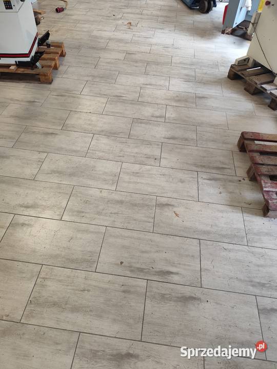 Wynajmę lokal pomieszczenia gospodarcze na sklep