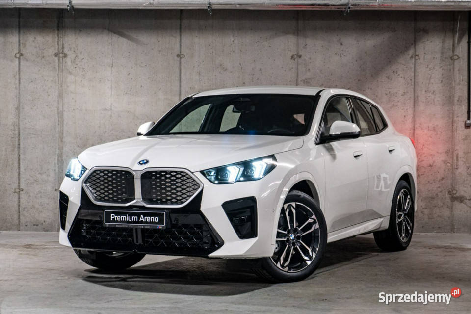 BMW iX2 iX2 eDrive20 Dostępne ręki Motoryzacja Łódź sprzedam
