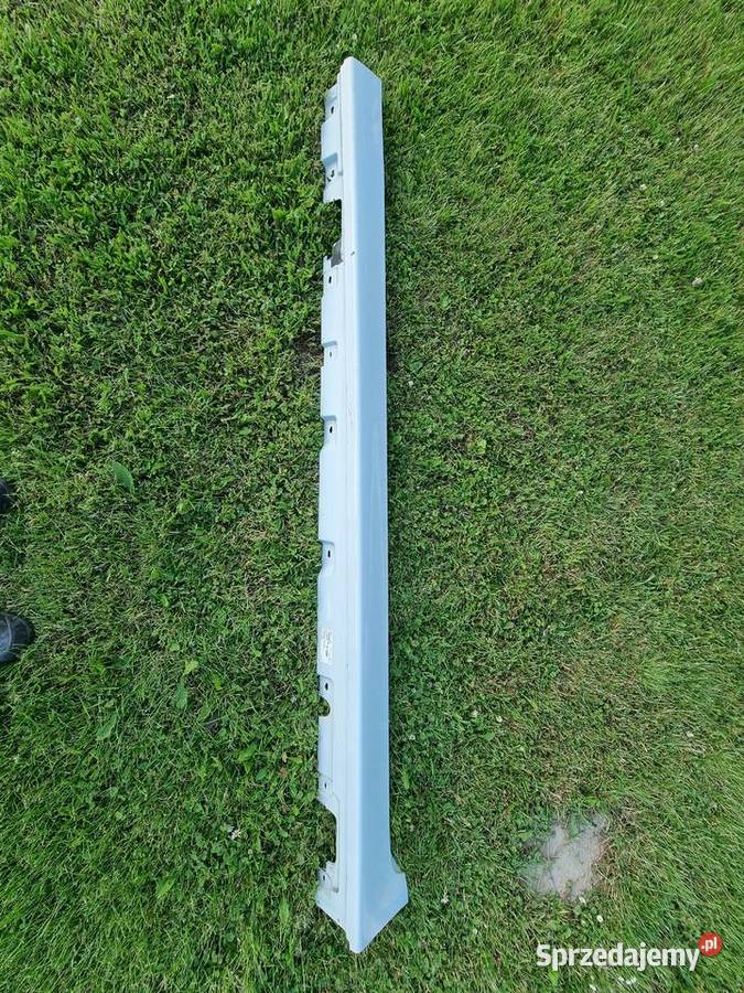 Nakładki progowe bmw f10 bez m pakietu Radomsko