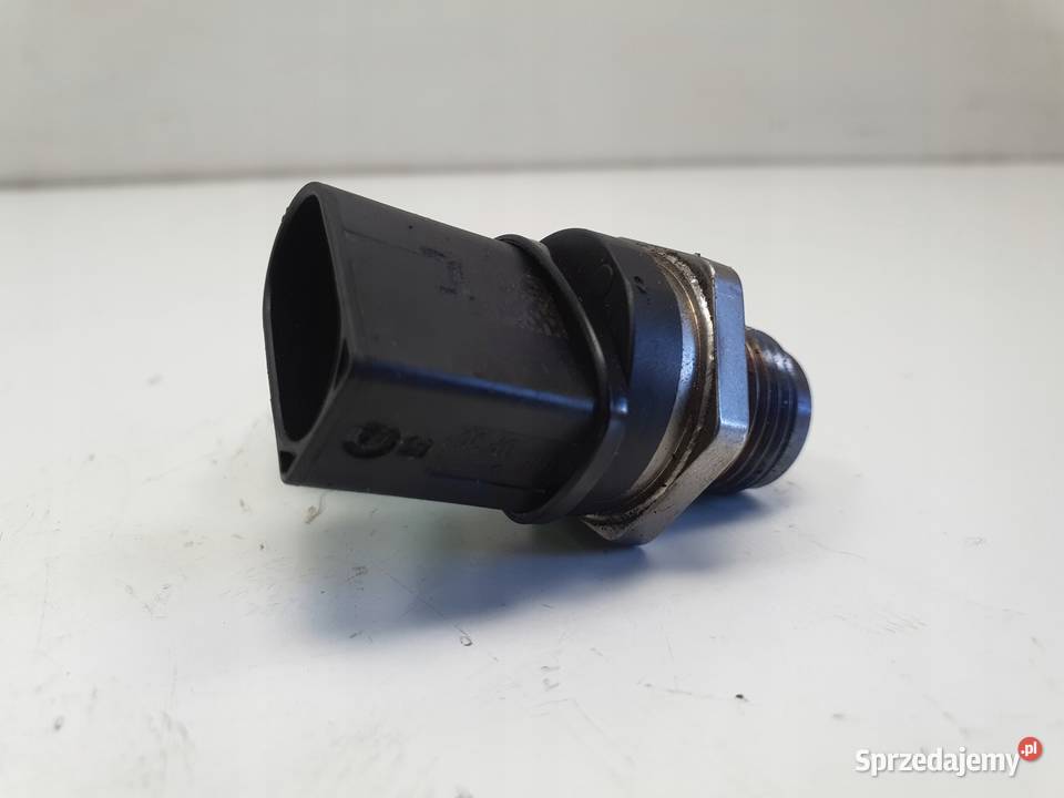 BMW E87 E90 E91 20 D N47 CZUJNIK PALIWA zawór Chełm