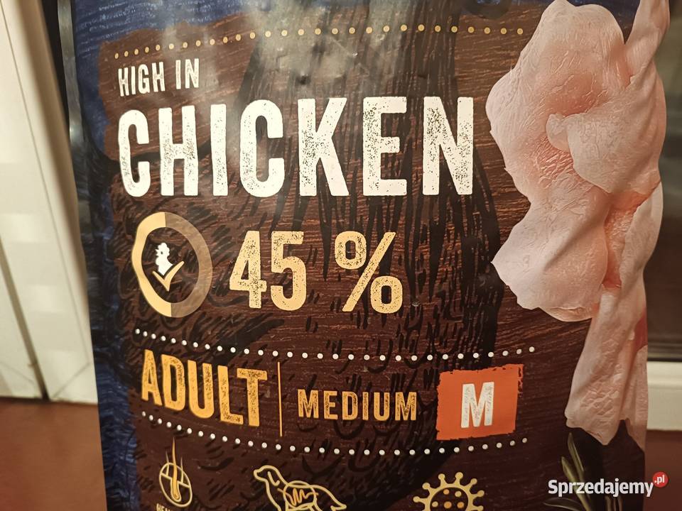 15 karma sucha BRIT z kurczakiem Medium Zabawka Szczyrk