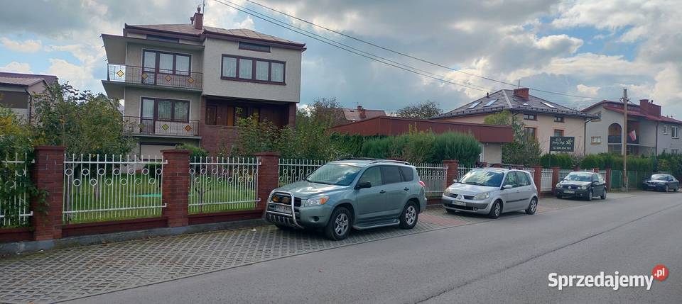 Dom z potencjałem w doskonałej lokalizacji NISKO
