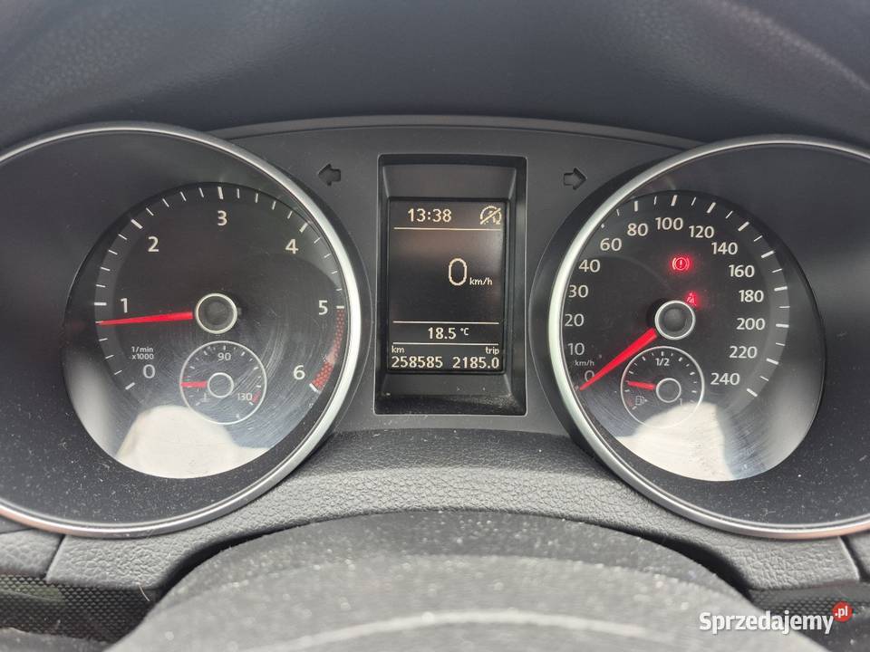 VW GOLF 16 TDI KOMBI doinwestowany 105KM Lubatowa