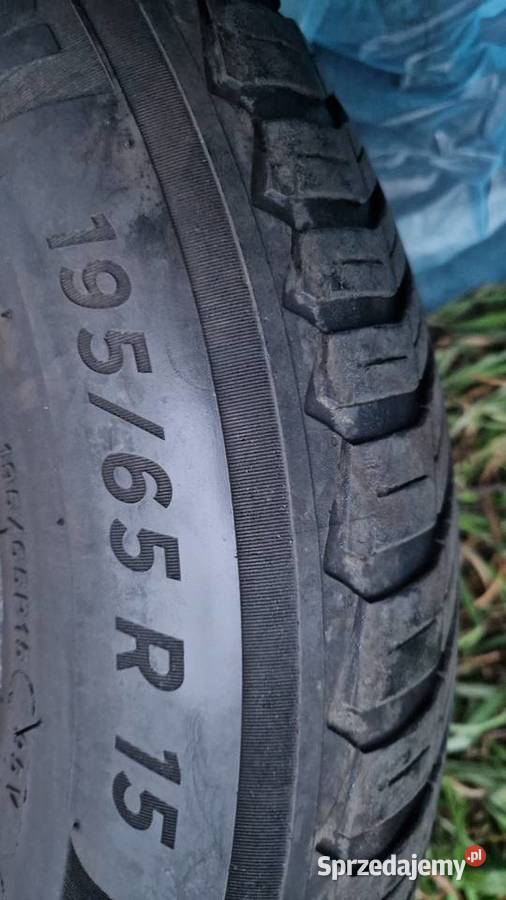 Opony Michelin crossclimate2 195 65 R15 komplet 65 sprzedam