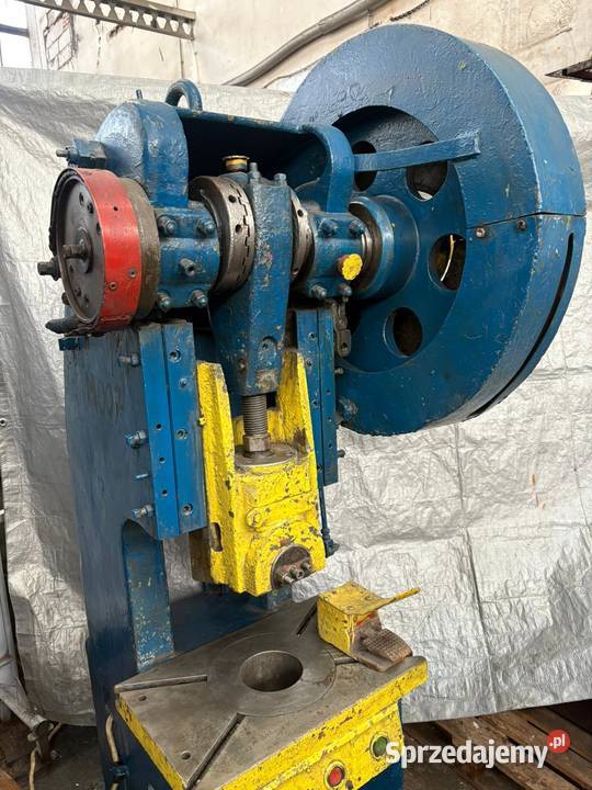 Prasa mimośrodowa PMS 16 Mimośrodówka produkcji kujawsko-pomorskie Bydgoszcz