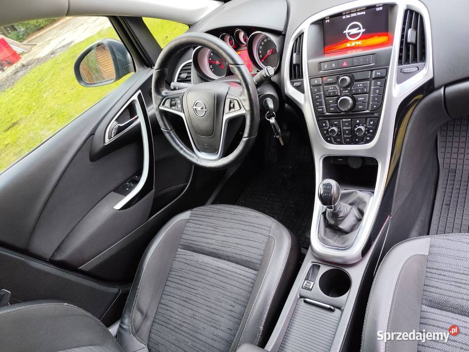 Opel Astra 14 Turbo Energy 120 2014r podkarpackie Rzeszów
