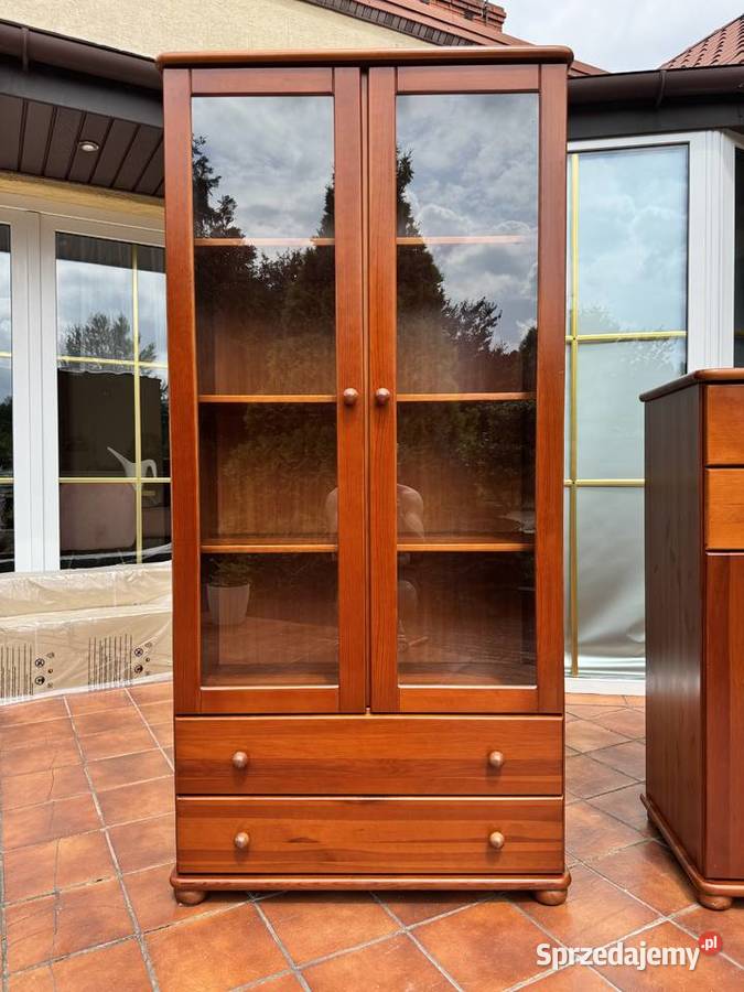 Witryna drewniana kredens regał Skalik kolor Sulbiny sprzedam