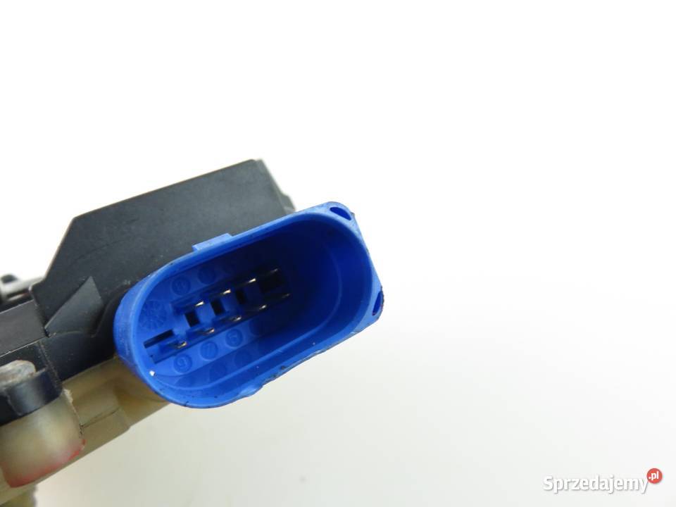 ZAMEK LEWY PRZEDNI VW TOUAREG I 3D1837015F osobowe małopolskie