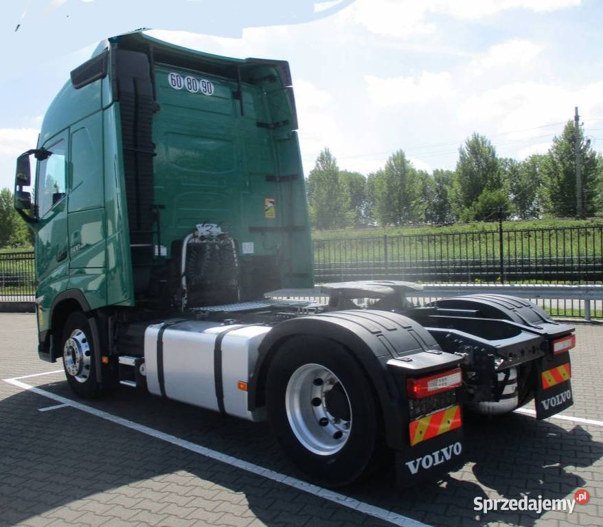 Ciągnik VOLVO FH Samochody ciężarowe Warszawa