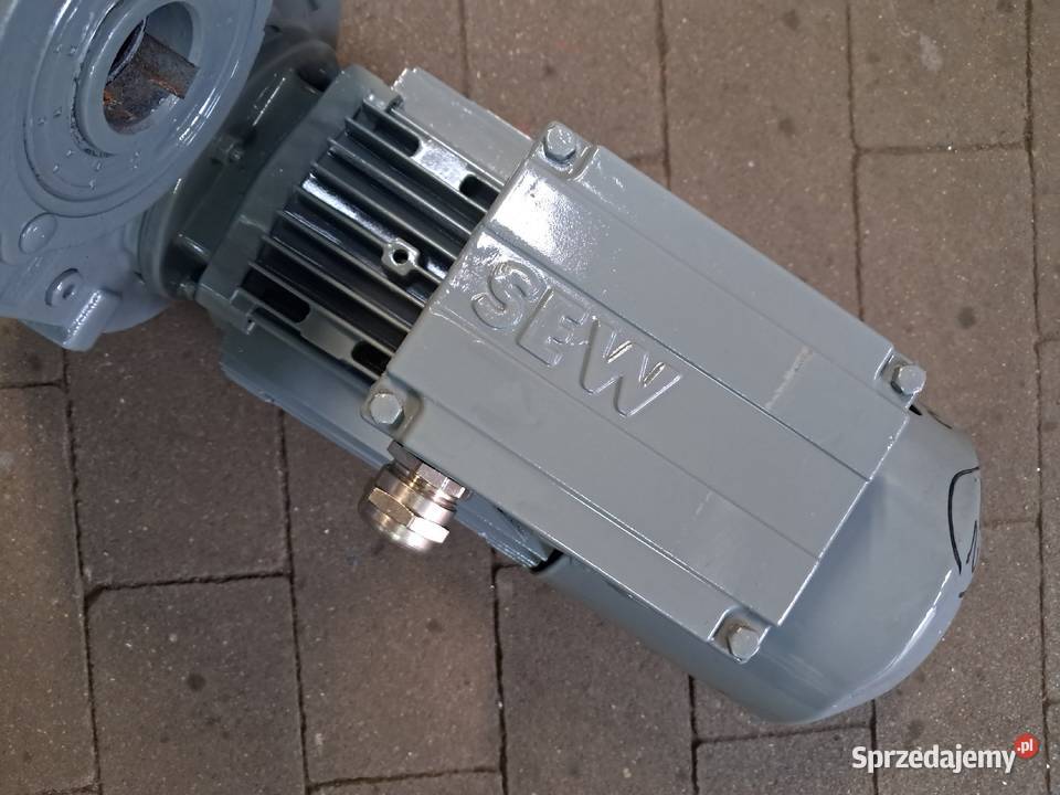 Motoreduktor 075 kW17 obr Leszno