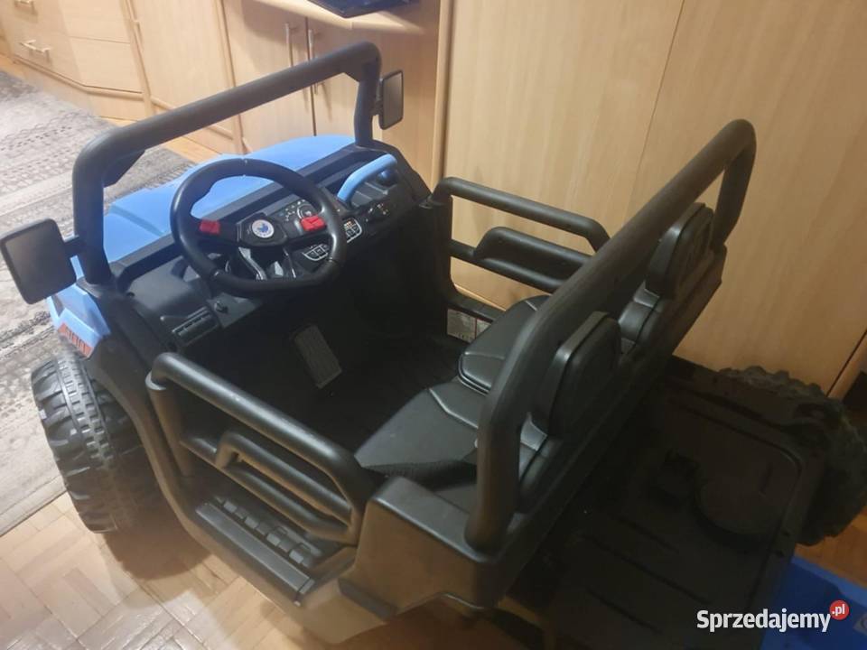 Samochodzik elektryczny dwuosobowy dzieci Żelichowo sprzedam