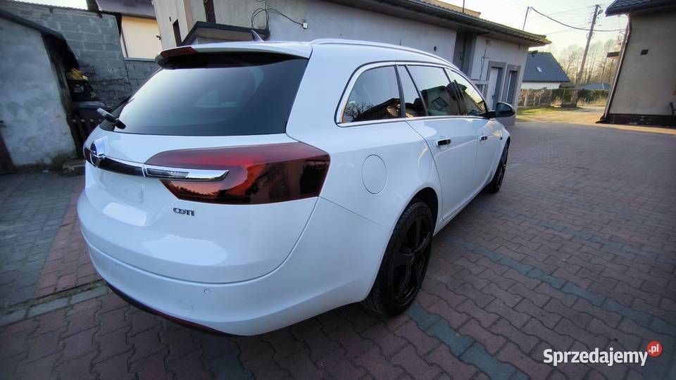 Opel Insignia 4x4 Sports Tourer Mega Stan Gorzkowice