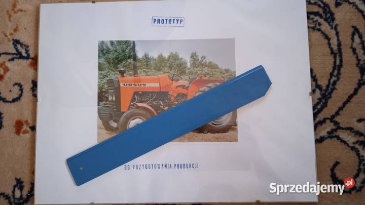 Obrazek z ciągnikiem Ursus 2402 prototyp Lublin
