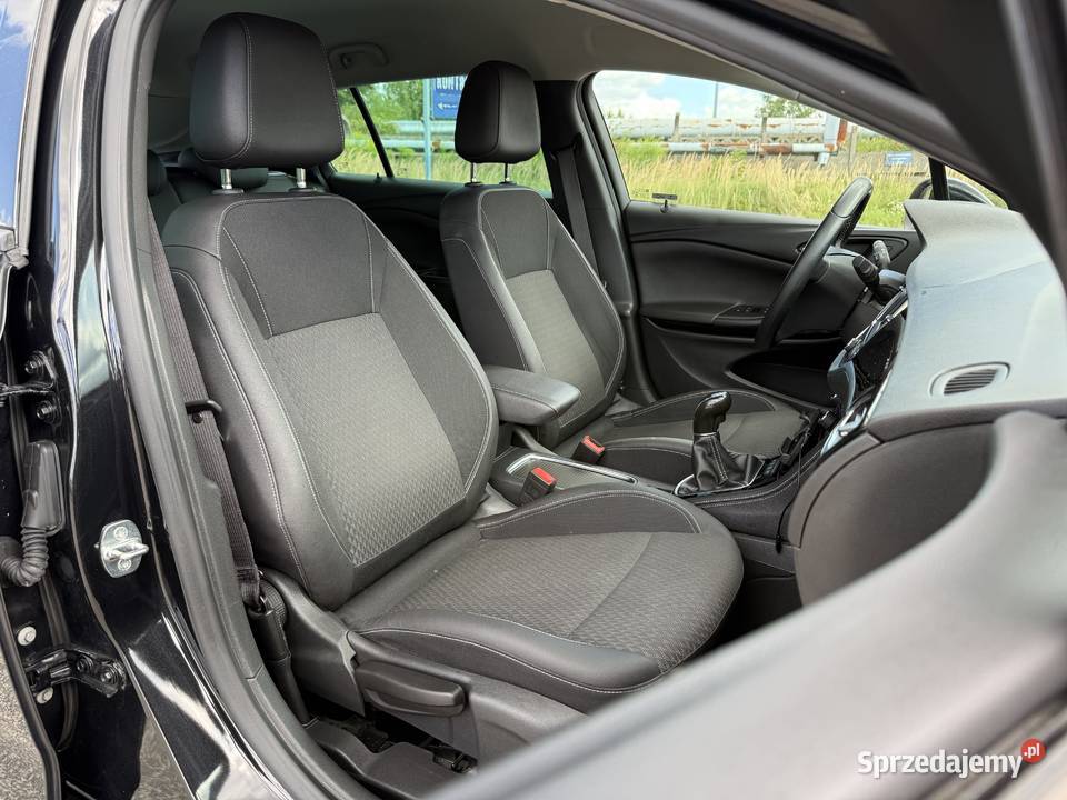 Opel Astra 14 BENZYNA Klimatronik Nawigacja elektrochrom. lusterko wst. Astra Konin