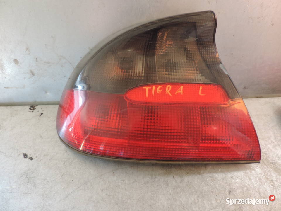 LAMPA LEWY TYŁ OPEL TIGRA A Rok produkcji 2000 Nowy Sącz