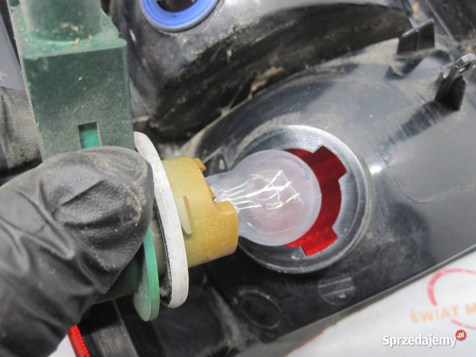 JEEP PATRIOT 24 B 10r lampa prawa tył 320342 Kielce