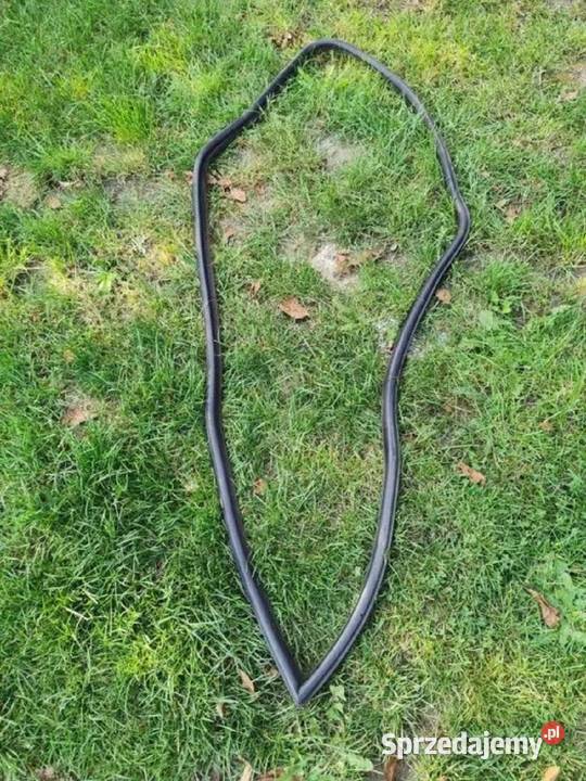 Uszczelka drzwi prawy przód BMW E30 sedan kombi Żory sprzedam