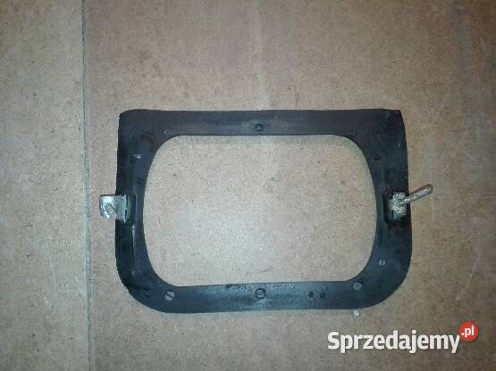 Ramka Okular lampy reflektora Fiat 126p Ożarów
