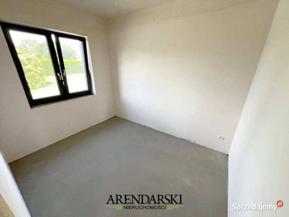 DOM Z DUSZĄ KTÓRY CZEKA NA DOBIEGNIEW balkon