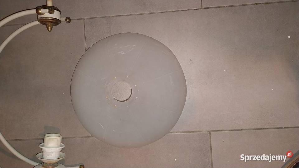 Lampa sufitowa ze szklanym kloszem Ciechocinek