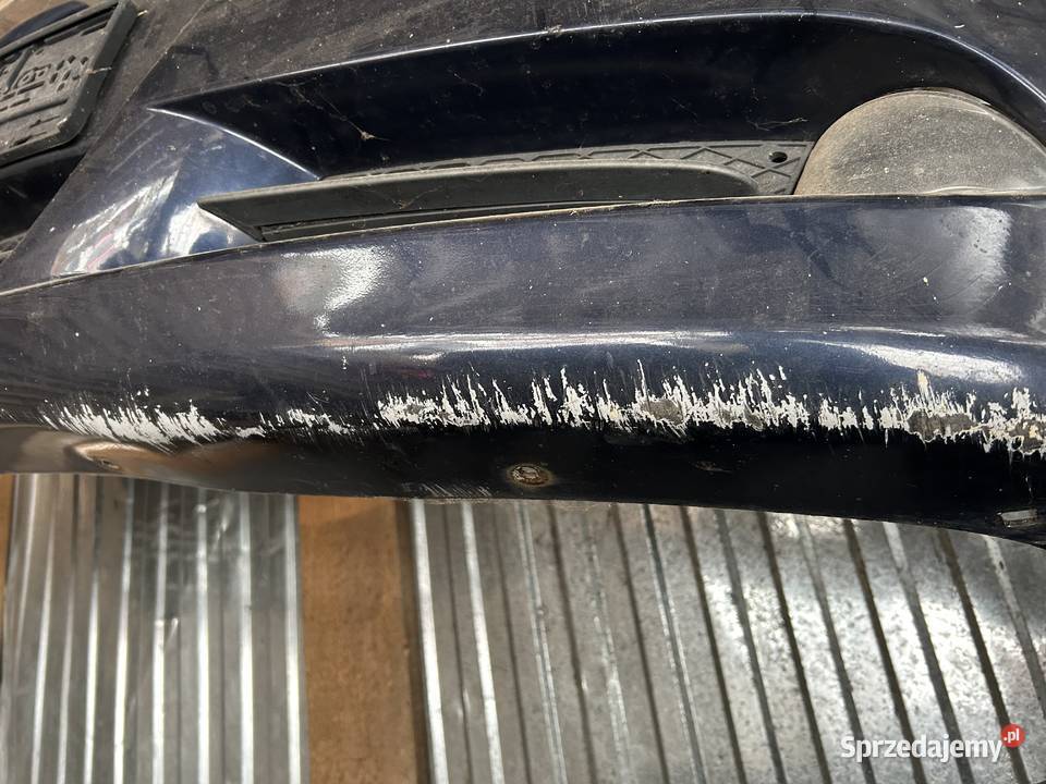 Zderzak BMW e90 320i