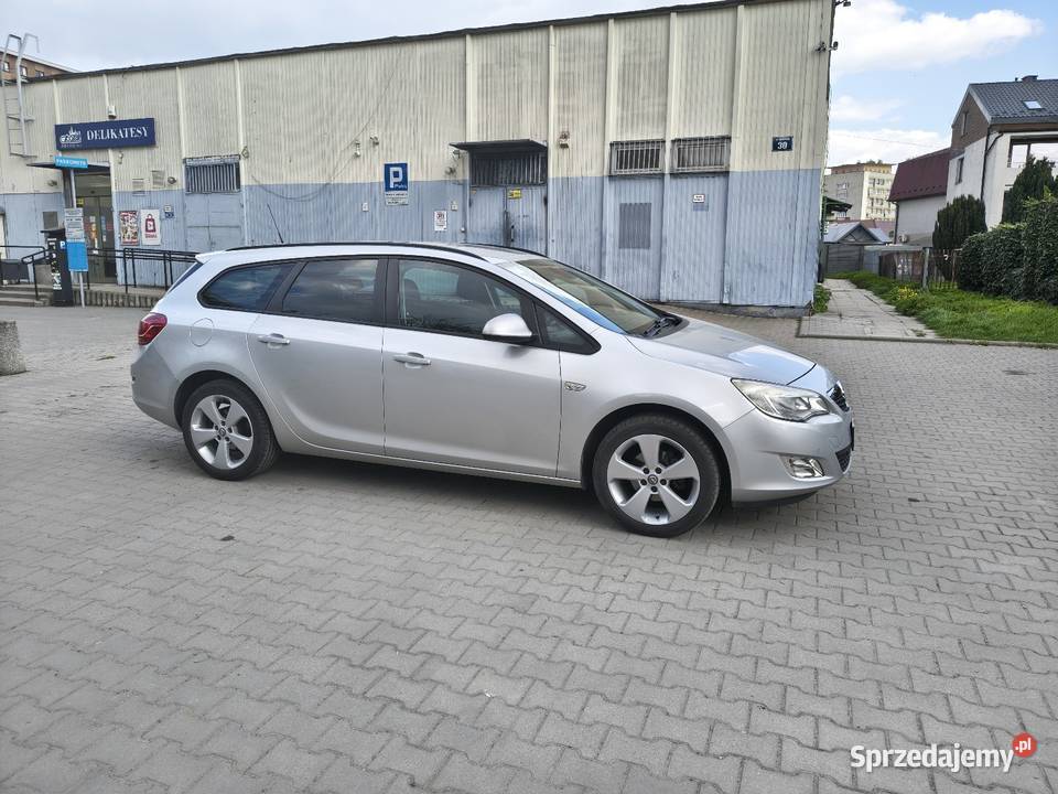 Opel Astra J kombi Sports Tourer 2012 wielofunkcyjna kierownica Kraków sprzedam