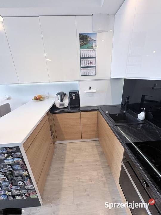 3pok 59met Trzebnickiej BALKONKOMÓRKAWINDA Sprzedaż Sprzedaż dolnośląskie Wrocław