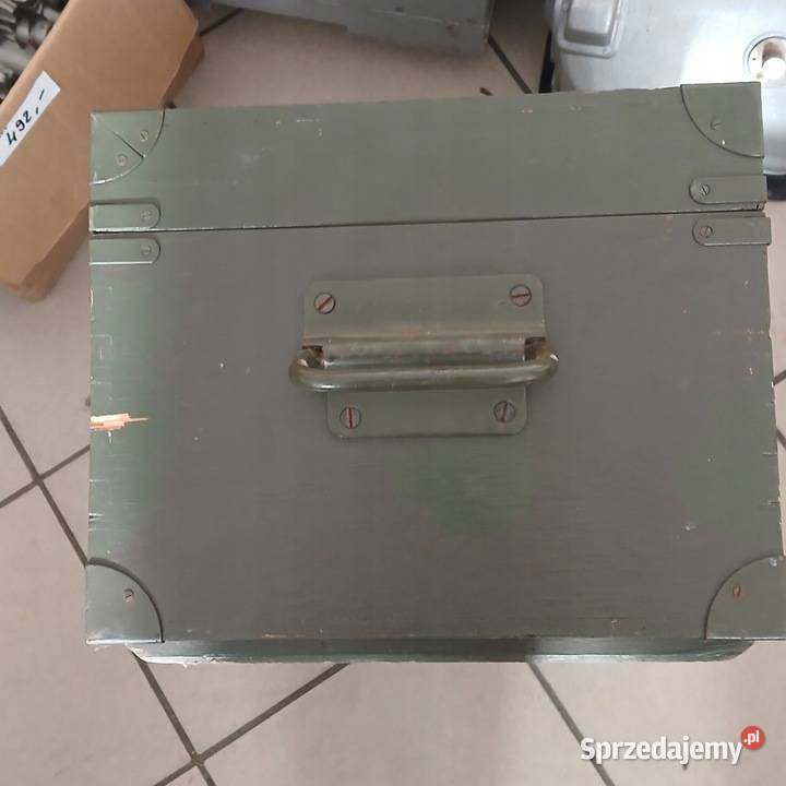 Skrzynia drewniana wojskowa zestawu MIS52 Skierniewice