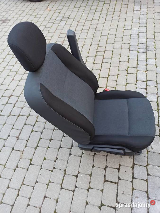RENAULT MASTER III 3 Fotel pasażera stelaż 2023r dolnośląskie Bolesławiec