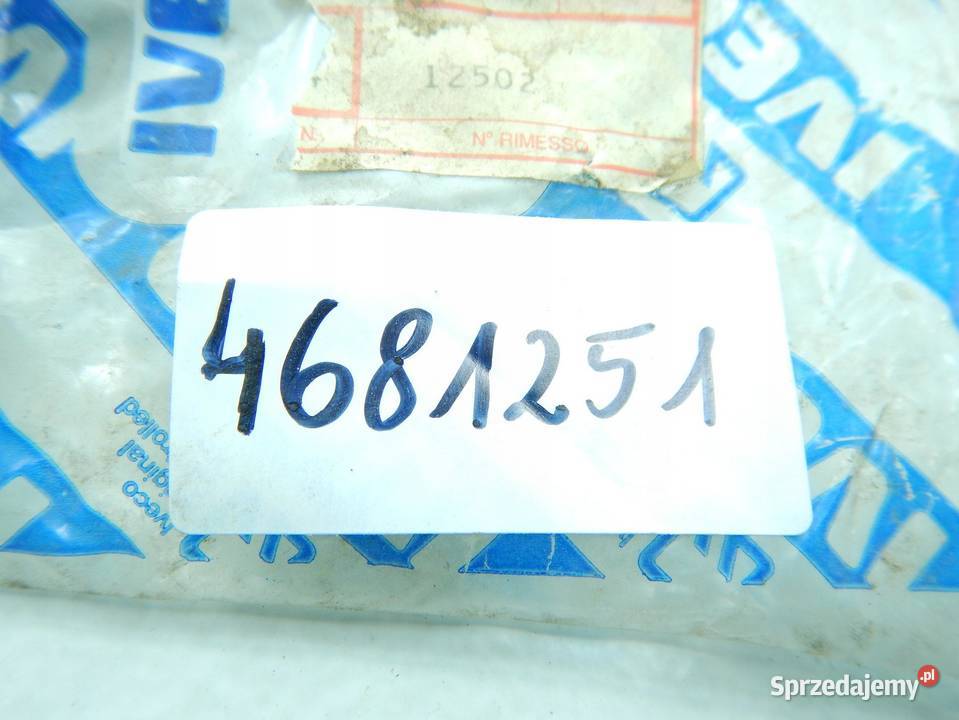 DŹWIGIENKA ZAWOROWA FIAT 10055 FIAT 1490 ASO osobowe Głowice cylindrów
