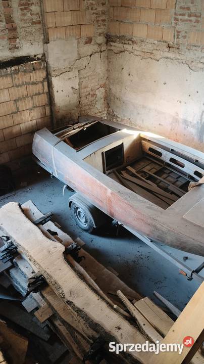 Sprzedam łódź klasyczna kadłub Bielany Wrocławskie sprzedam