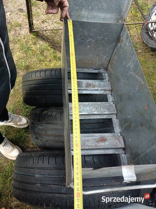 Skrzynka ocynkowana na akumulator Narzędzia Zelewo