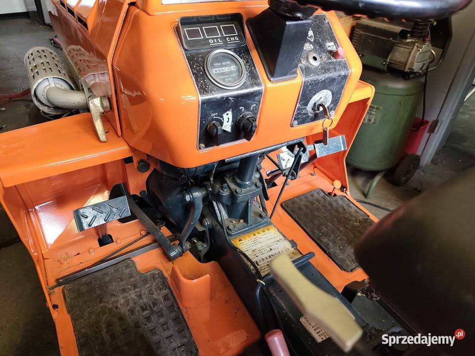 Kubota B1702 Kostarowce