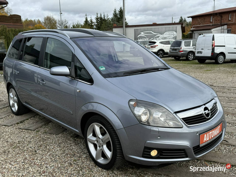 Opel Zafira automatgwarancja w alusuper stanz światła przeciwmgielne Dąbrowa