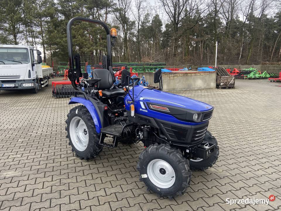 Ciągnik rolniczy FARMTRAC 26 4WD PRO Dostępny