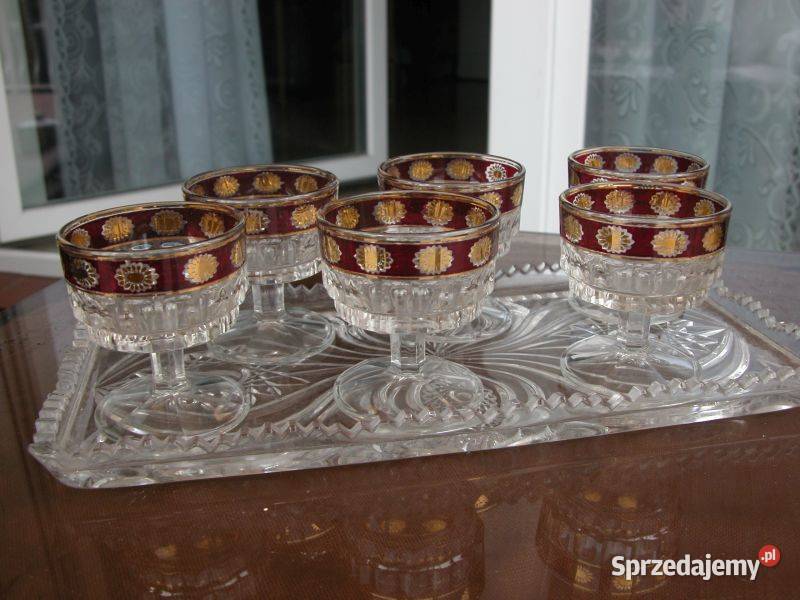 stylowe kieliszki lampki na tacy lubuskie Gorzów Wielkopolski