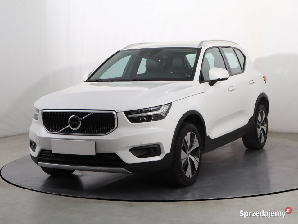 Volvo XC40 D3 biały