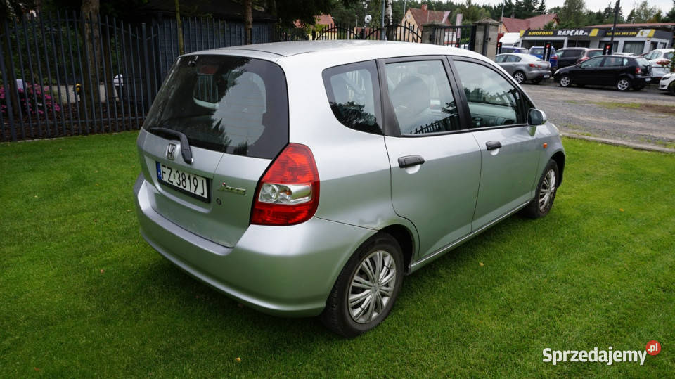 Honda Jazz zarejestrowany ubezpieczony Gwarancja benzyna Zielona Góra