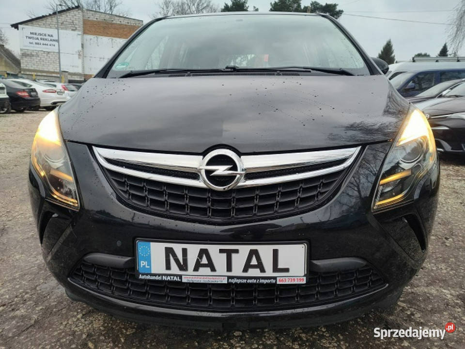 Opel Zafira REZERWACJA C 2011
