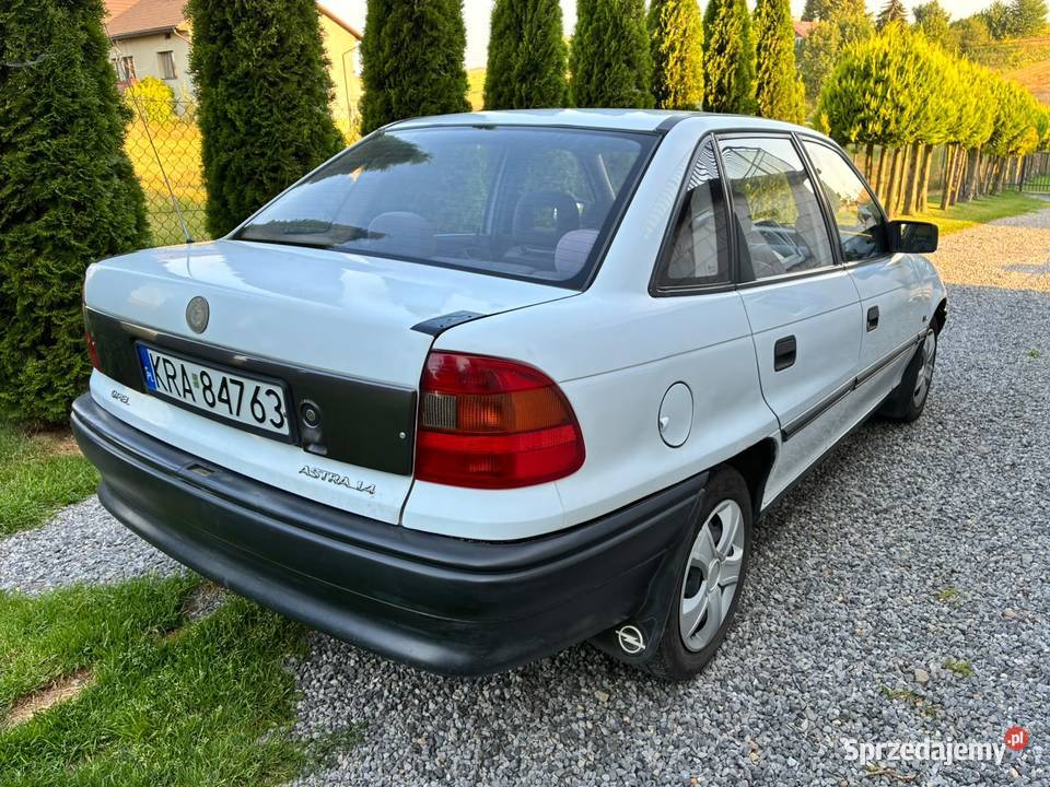 Opel Astra F 14 8v 1994 Skała