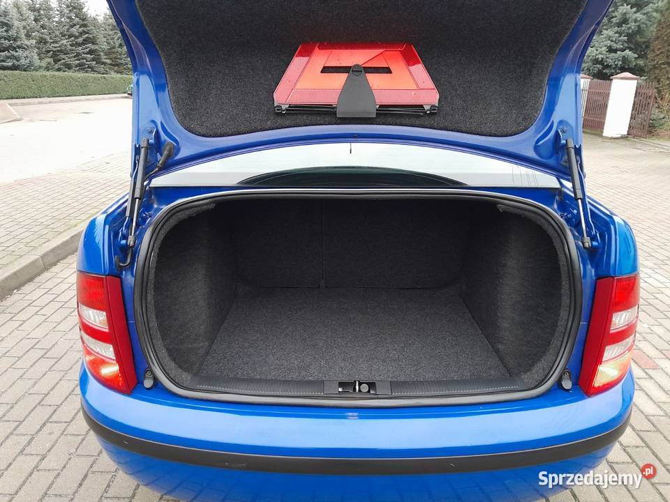 FABIA 2004 Sedan kupiona w salonie GARAŻOWANA Ciechanowiec