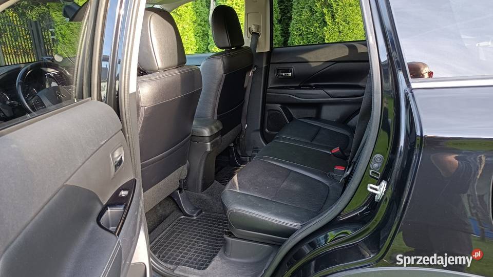 Mitsubishi Outlander 2016r 20 Benz 4x4 7osobowy Zgłobice sprzedam