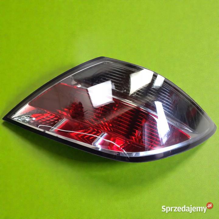LAMPA PRAWA TYLNA Opel Astra H III lift HB 0610r Rudka