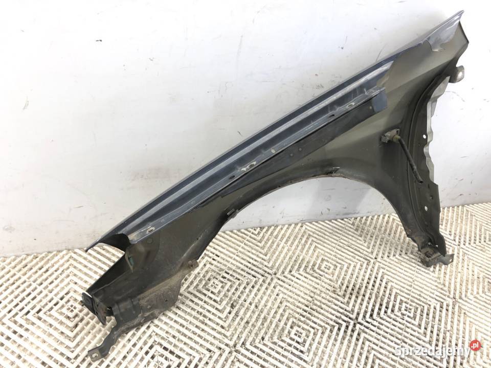 BŁOTNIK PRAWY PRZÓD NISSAN PRIMERA P12 Hatchback Błotniki