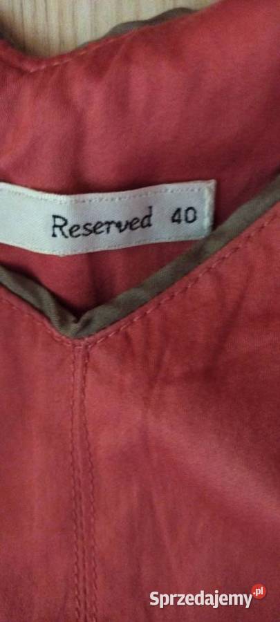 Sukienka długa w kontrafałdy Reserved Lublin