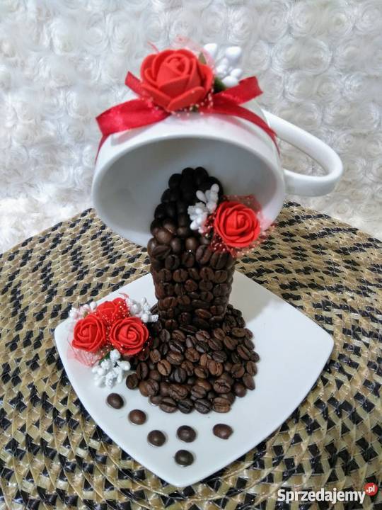 Filiżanka z kawą lewitująca Kostrzyn nad Odrą