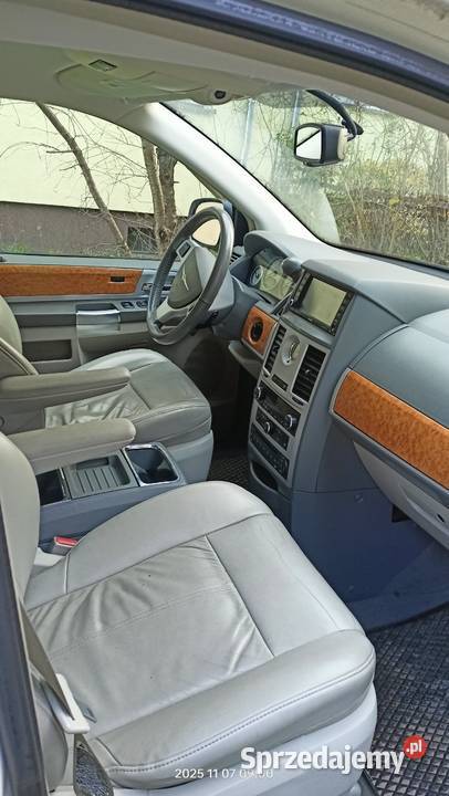 Sprzedam zamienię Town & Country Ostróda