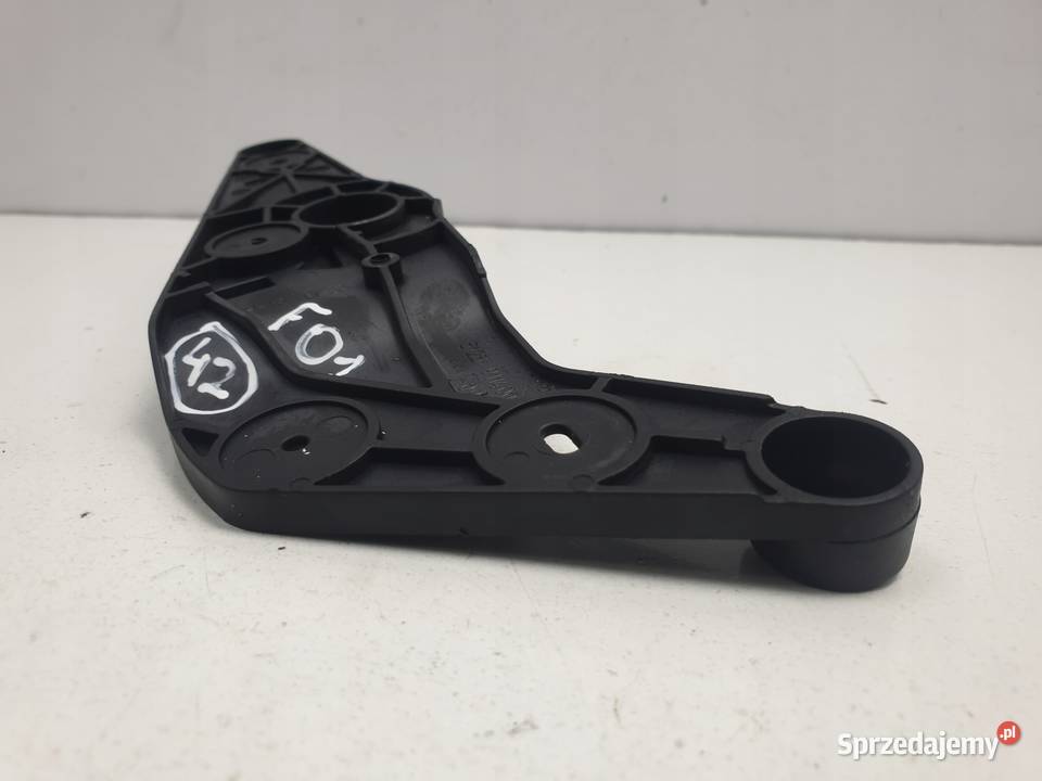 BMW F01 UCHWYT OTWIERANIA PRZEDNIEJ MASKI Rudka