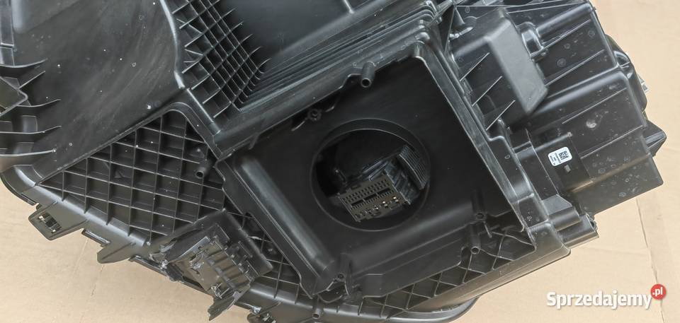 2GV941060A VW TROC II LAMPA PRZEDNIA PRAWA IQ